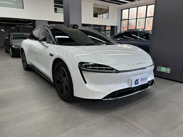 Luxeed S7 — Фото автомобиля 3