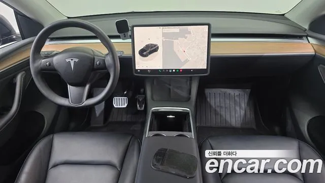 Tesla Model Y — Фото автомобиля 7