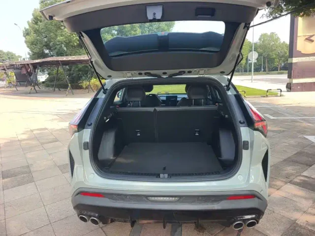 Geely Boyue — Фото автомобиля 18