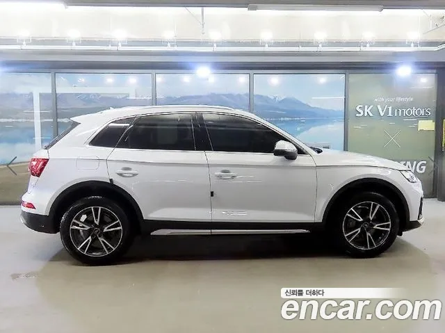 Audi Q5 FY — Фото автомобиля 3