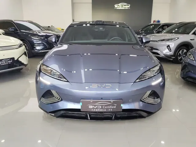BYD Seal — Фото автомобиля 2