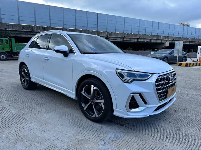 Audi Q3 — Фото автомобиля 3