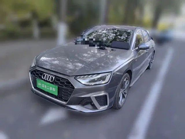 Фотография автомобиля — Audi A4L