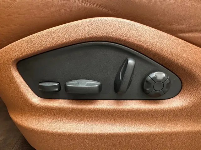 Porsche Cayenne — Фото автомобиля 5