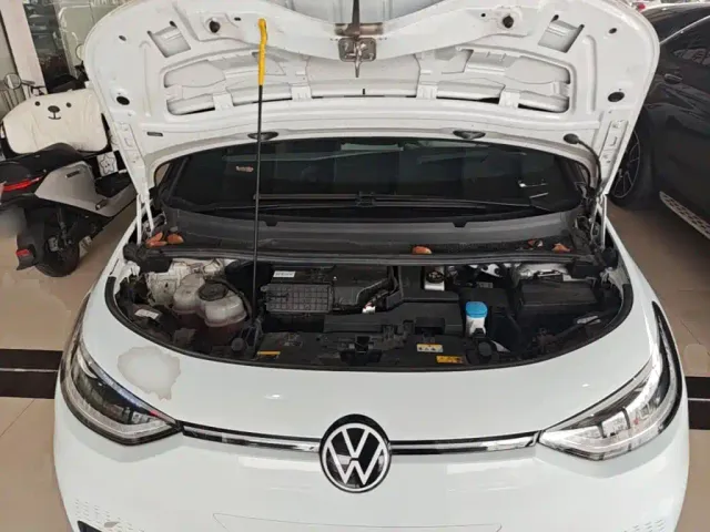 Volkswagen ID.3 — Фото автомобиля 19