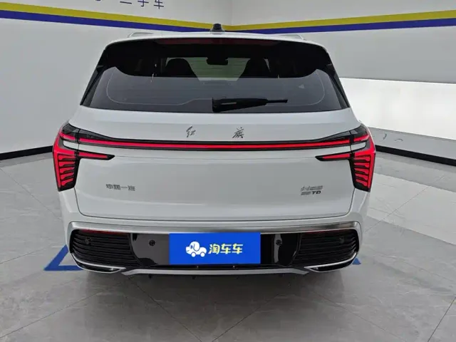 Hongqi HS3 — Фото автомобиля 4