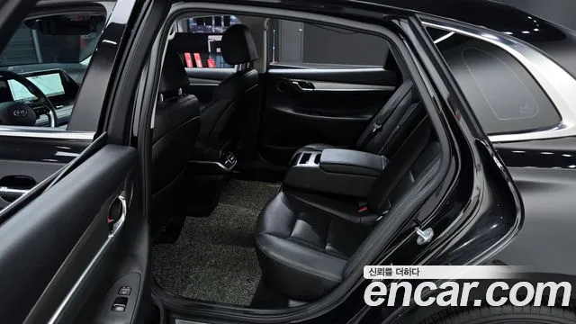 Hyundai Grandeur — Фото автомобиля 12