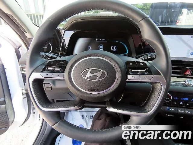 Hyundai AVANTE Новый Avante (CN7) — Фото автомобиля 8