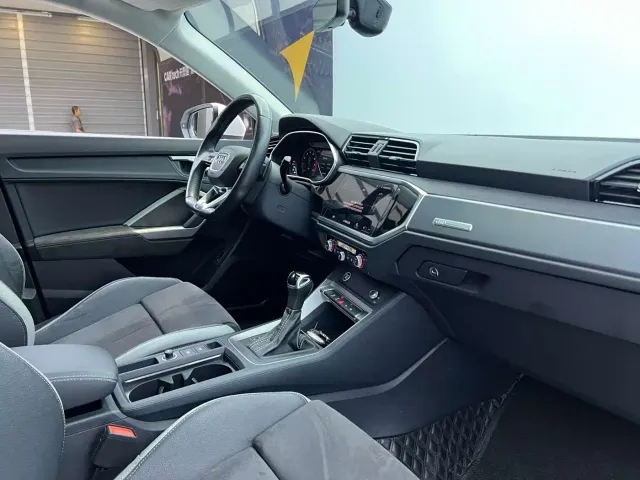 Audi Q3 — Фото автомобиля 20