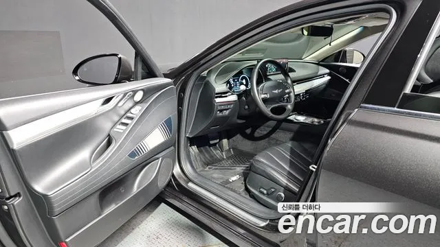 Genesis G80 Electrified G80 (RG3) — Фото автомобиля 3