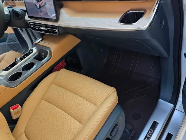 GAC Trumpchi E8 — Фото автомобиля 8