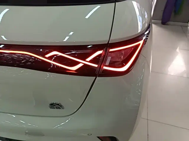 BYD Dolphin — Фото автомобиля 7