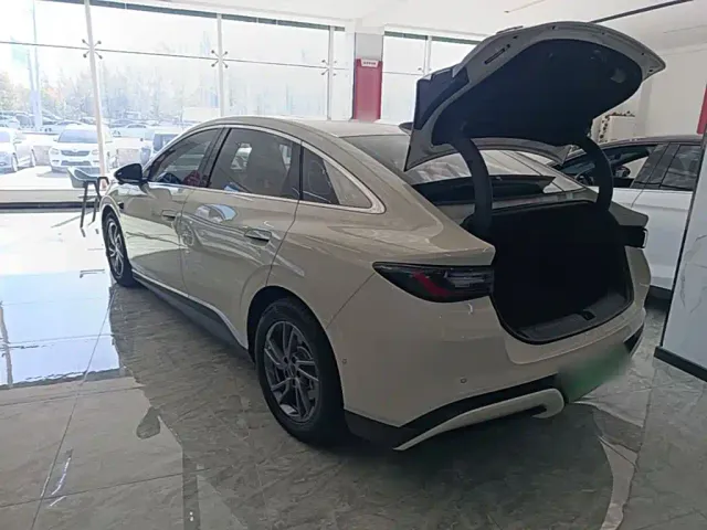 BYD Seal 06 — Фото автомобиля 4