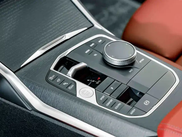 BMW 3 Series — Фото автомобиля 16