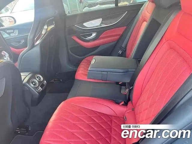 Mercedes-Benz AMG GT 4 двери 63 S 4MATIC+ — Фото автомобиля 11