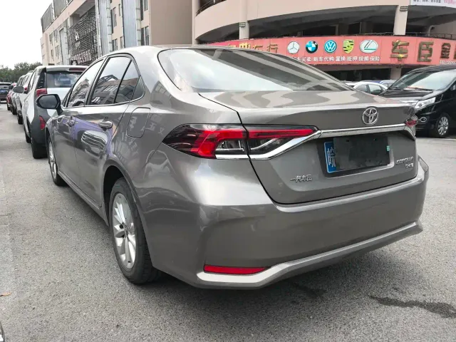 Toyota Corolla — Фото автомобиля 8