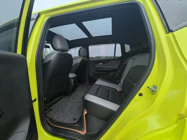 Hycan Z03 — Фото автомобиля 6