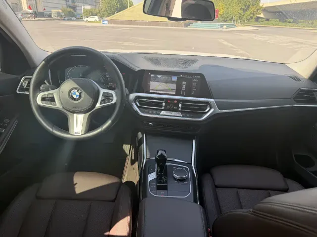 BMW 3 Series — Фото автомобиля 7