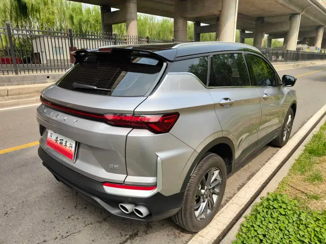 Geely Binyue — Фото автомобиля 7