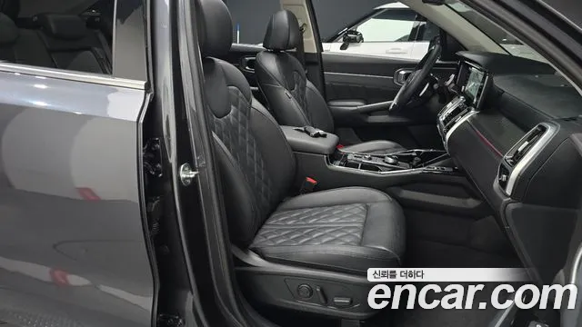 Kia Sorento Sorento 4-е поколение Бензин 2.5T 2WD — Фото автомобиля 10