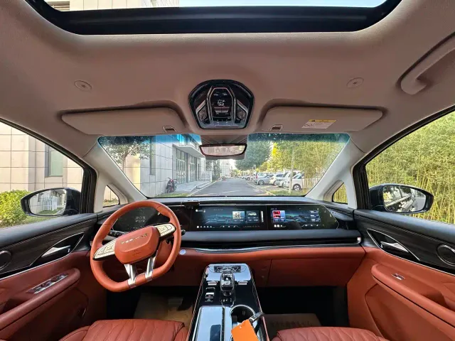 Forthing Xinghai V9 — Фото автомобиля 8