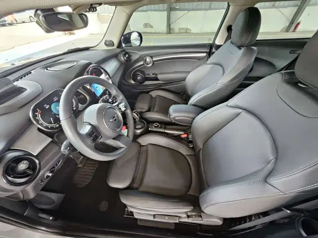 MINI Hatch — Фото автомобиля 7