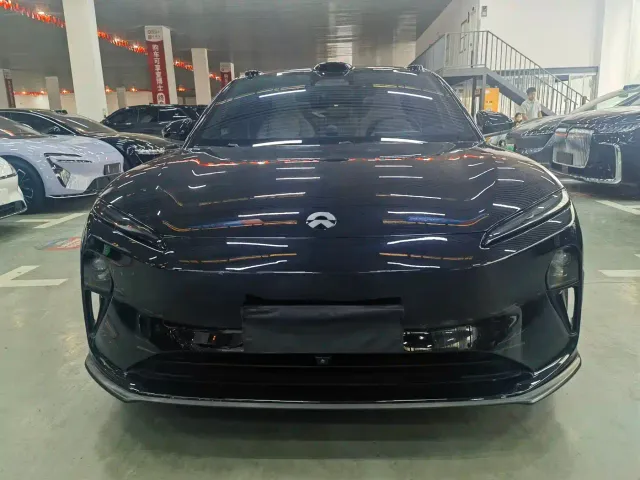 Nio ET5 Touring — Фото автомобиля 2