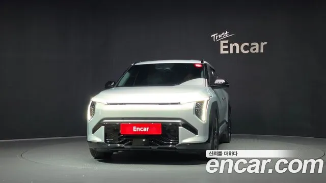 Kia EV3 — Фото автомобиля 3