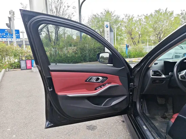 BMW i3 — Фото автомобиля 18