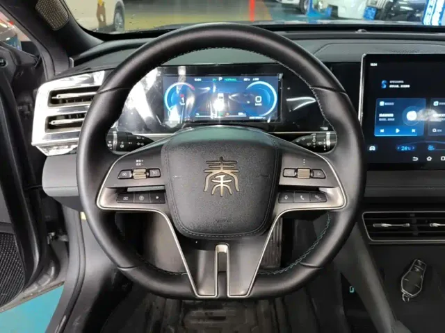 BYD Qin L — Фото автомобиля 10