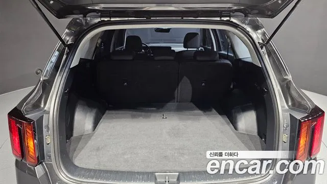 Kia Sorento Новый Sorento 4 поколение Дизель 2.2 4WD — Фото автомобиля 20