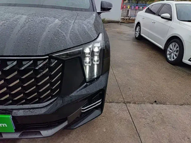 GAC Trumpchi GS8 — Фото автомобиля 23