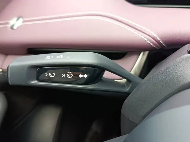 Xiaomi SU7 — Фото автомобиля 14