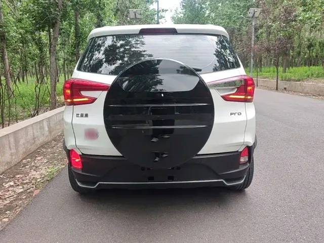 BYD Yuan Pro — Фото автомобиля 5