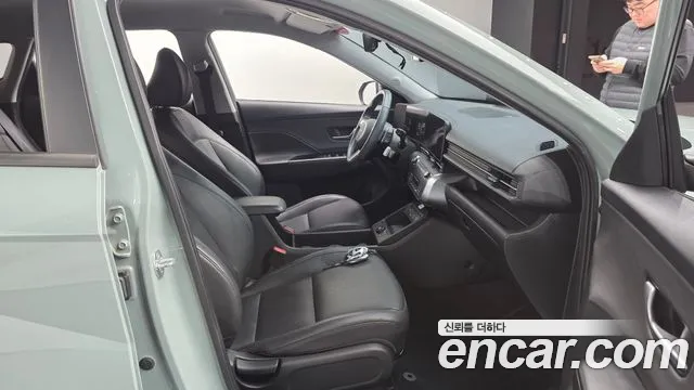 Hyundai Kona Kona (SX2) Бензин 1.6 турбо 2WD — Фото автомобиля 10