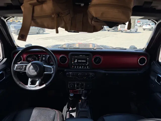 Jeep Wrangler — Фото автомобиля 5