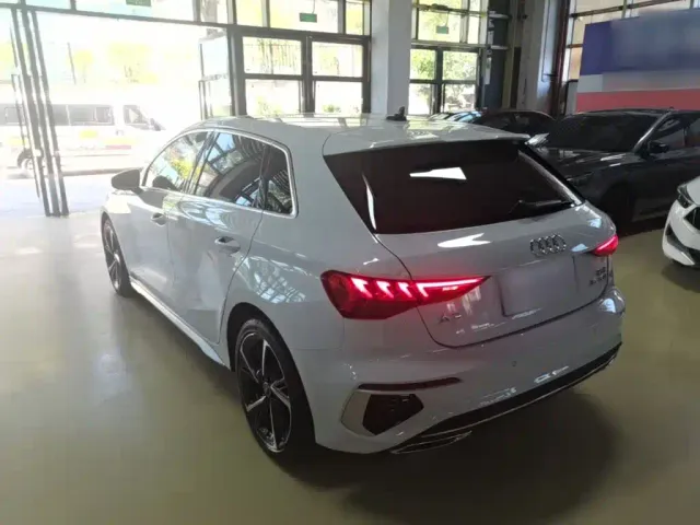Audi A3 — Фото автомобиля 4