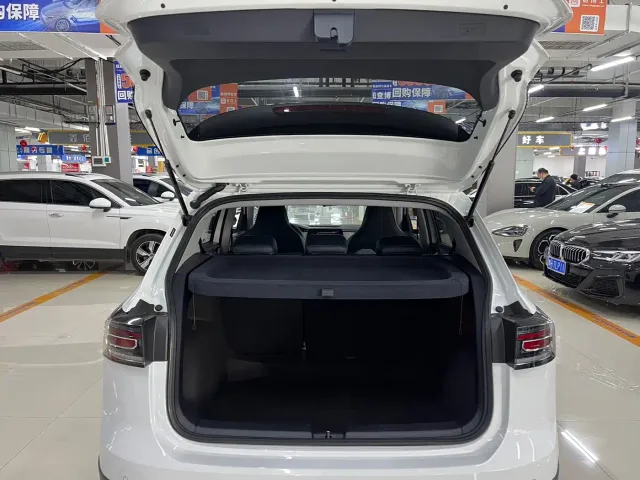 Volkswagen Tharu — Фото автомобиля 11