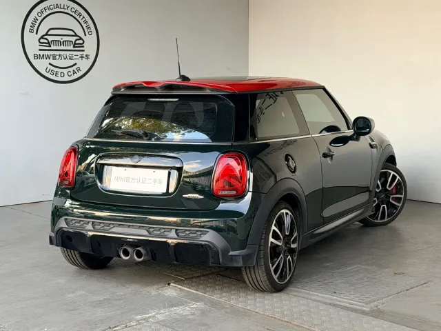 MINI John Cooper Works — Фото автомобиля 3