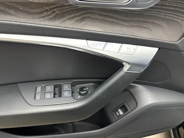 Audi A6L — Фото автомобиля 11