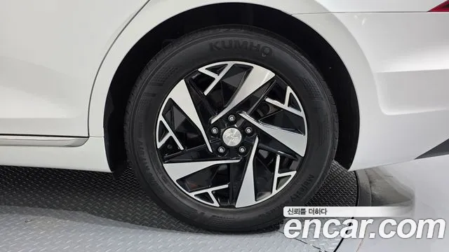Hyundai Grandeur — Фото автомобиля 7