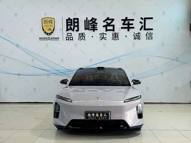Nio ET5 Touring — Фото автомобиля 2