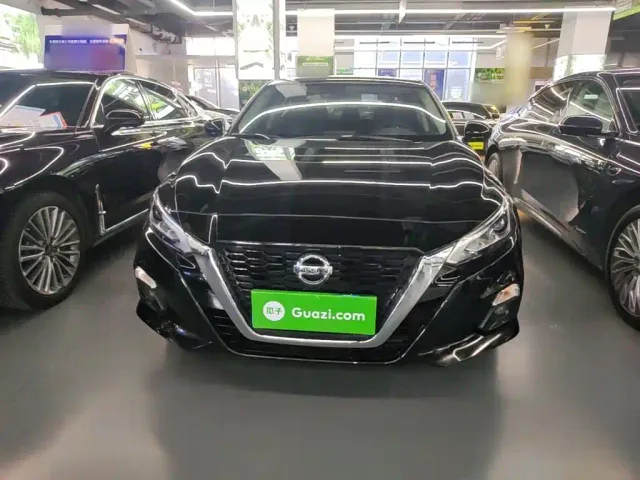Nissan Teana — Фото автомобиля 2
