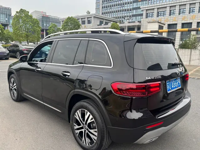 Mercedes-Benz GLB-Class — Фото автомобиля 19