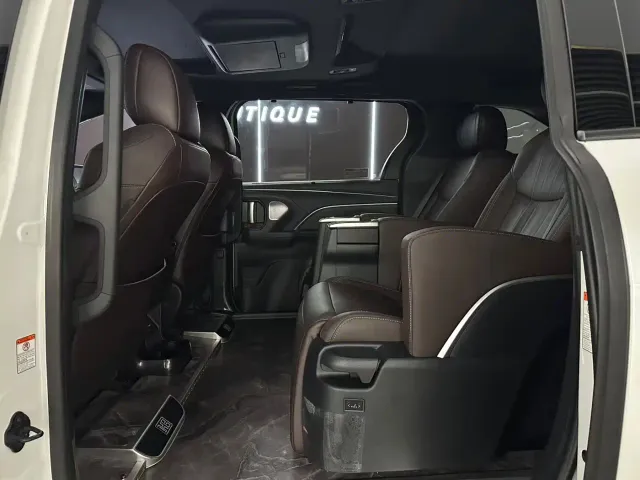 Toyota Granvia — Фото автомобиля 5