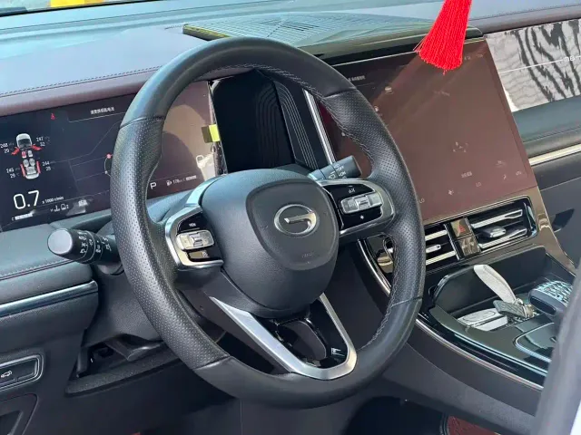 GAC Trumpchi M8 — Фото автомобиля 10