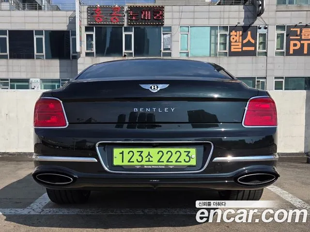 Bentley Flying Spur 4th Gen — Фото автомобиля 8