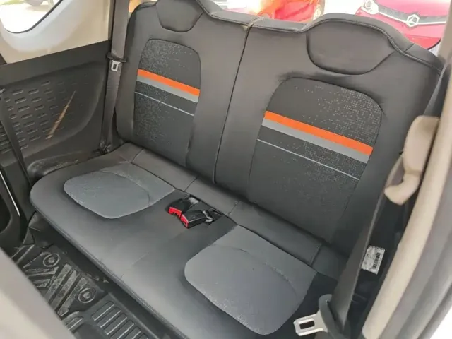 Wuling Hongguang Mini EV — Фото автомобиля 16