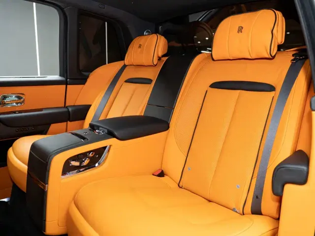 Rolls-Royce Cullinan — Фото автомобиля 14