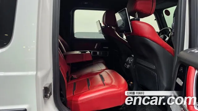 Mercedes-Benz G-Class — Фото автомобиля 3